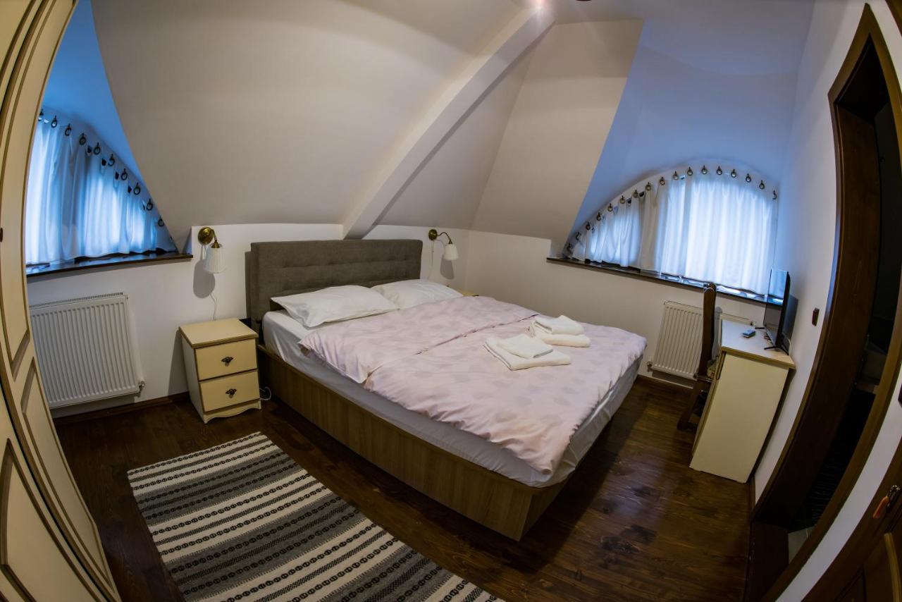 Casa Strabunicului Hotel Partestii de Sus  Екстериор снимка