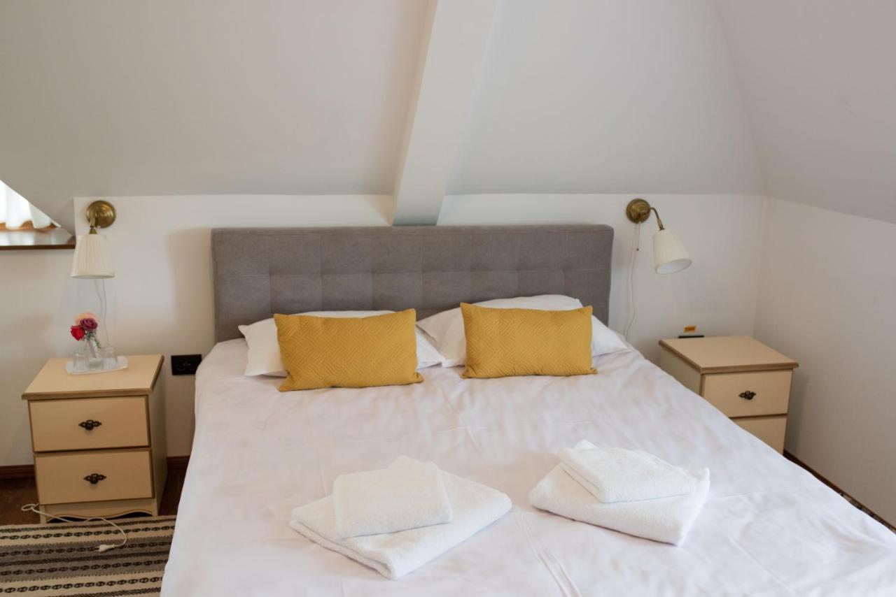 Casa Strabunicului Hotel Partestii de Sus  Екстериор снимка