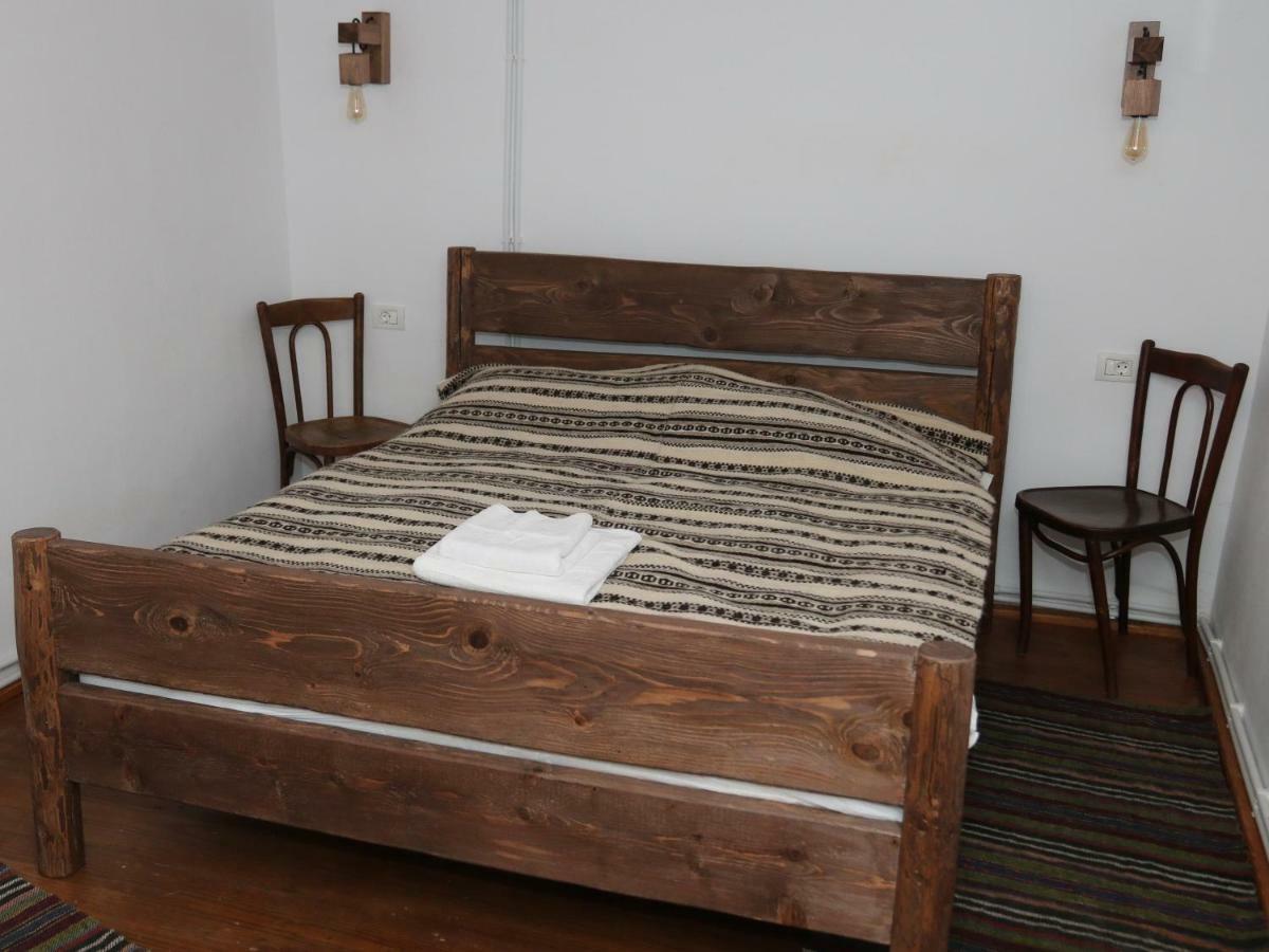 Casa Strabunicului Hotel Partestii de Sus  Екстериор снимка
