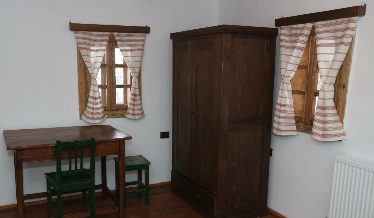 Casa Strabunicului Hotel Partestii de Sus  Екстериор снимка